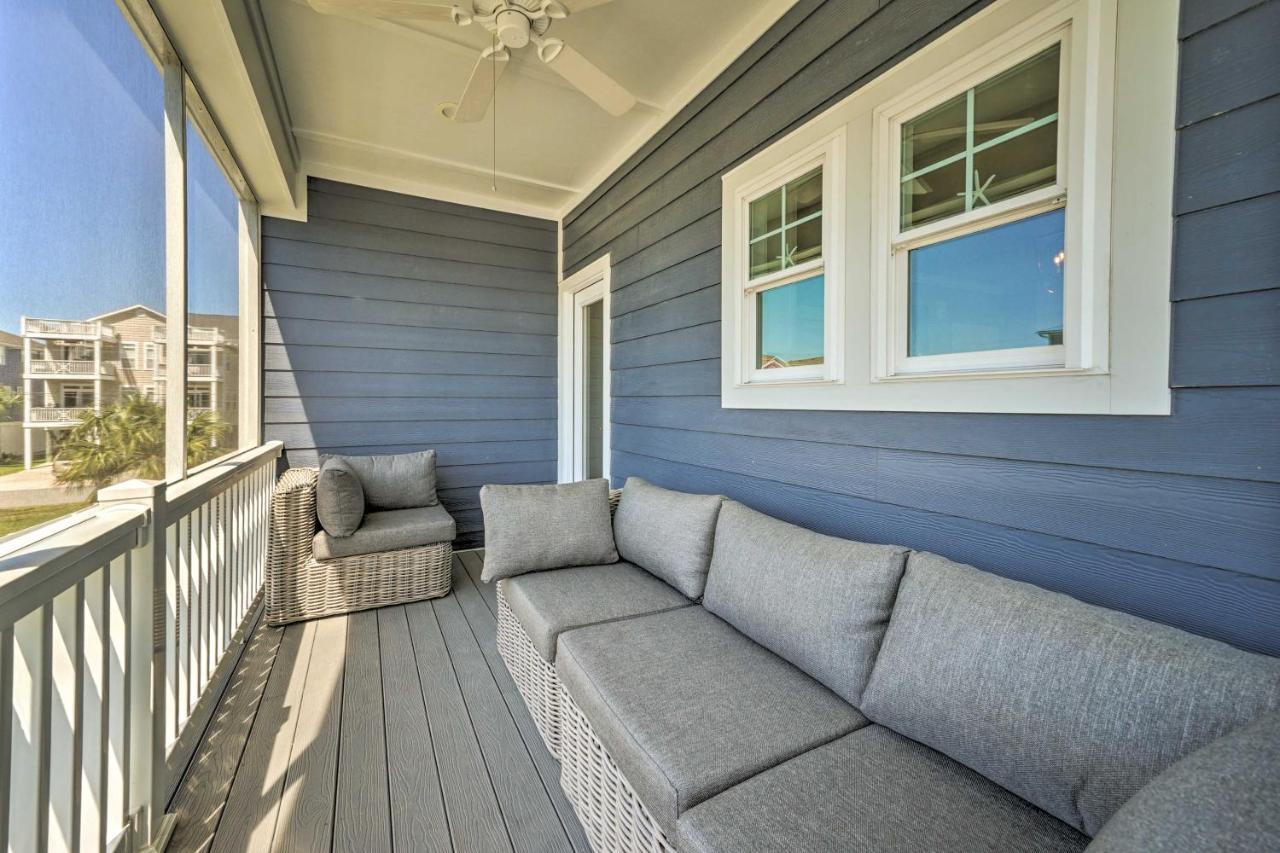 Bright Coastal Abode With Porch And Beach Access! カロライナビーチ エクステリア 写真